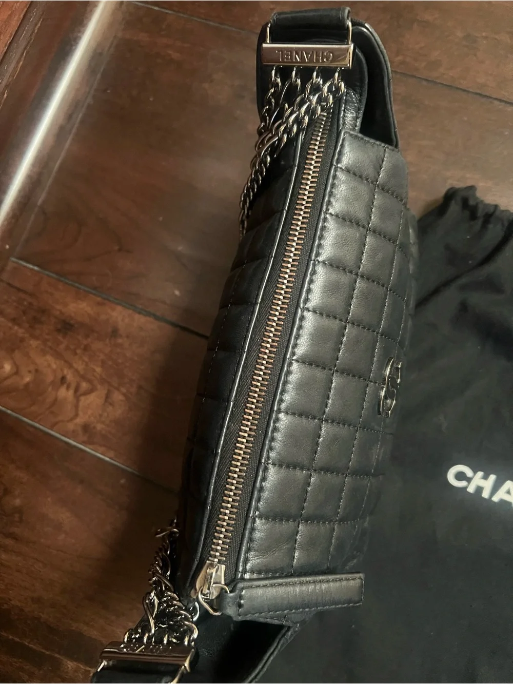 CHANEL Black Quilted Leather Shoulder Bag with Chain Strap and CC Logo